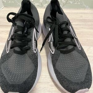 Brooks Levitate StealthFit 5 Women's Running Shoes